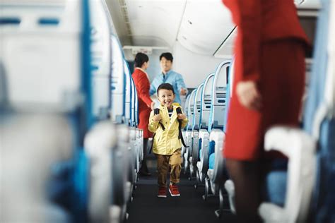Cathay Pacific: Infant Policy .